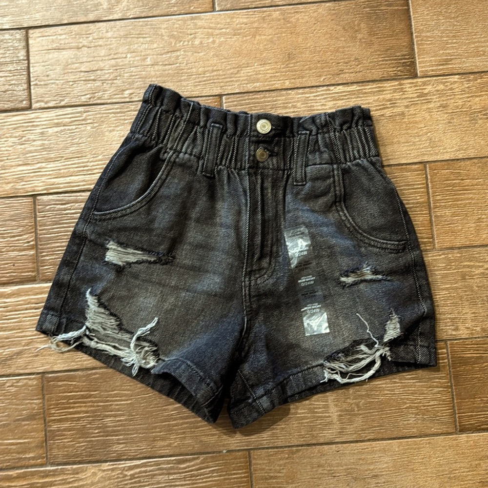 Black High Rise Mom Shorts